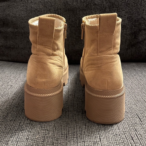 Universal Thread Tan Platform Ankle Boots - Picture 2 of 5